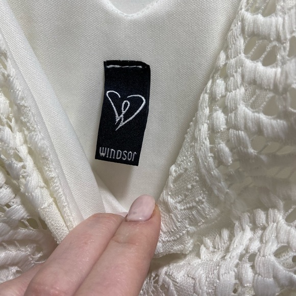 Windsor White Mini Dress. Medium. Worn Once. - Picture 5 of 9
